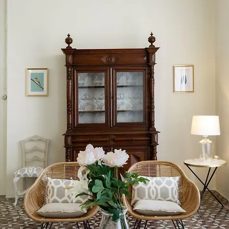 Teatro Apartment