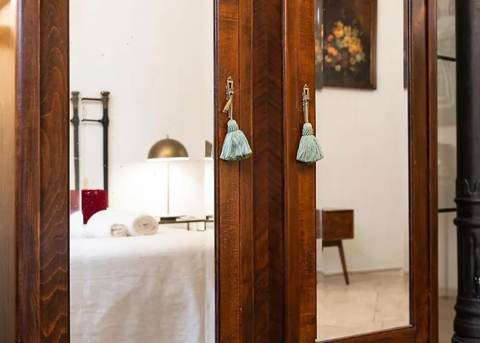 Teatro Apartment *